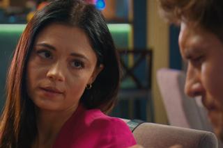 	M jak miłość odc. 1715. Marcin (Mikołaj Roznerski), Iza (Adriana Kalska)