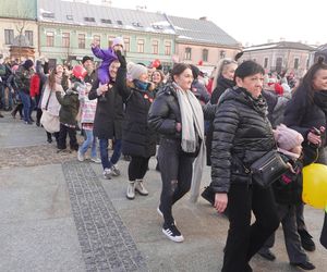 33. Finał WOŚP w Kielcach. Polonez w Rynku