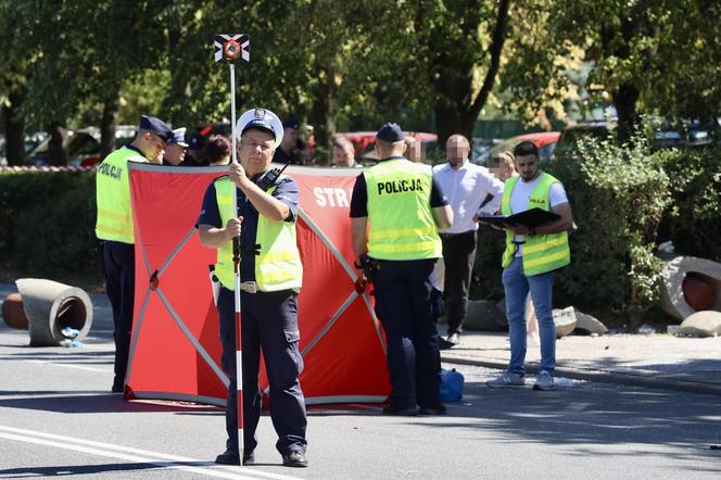 Wypadek na ul. Woronicza w Warszawie. Kierowca potrącił 10 osób 