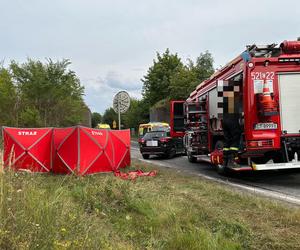 Tragiczny wypadek w miejscowości Obodowo. Nie żyje kobieta, wielu poszkodowanych 