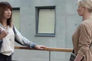 	Pierwsza miłość odc. 3841. Ewa (Ewa Gawryluk), Grażyna (Grażyna Wolszczak) 