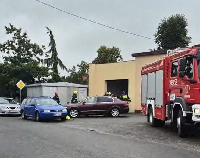 Zablokował wyjazd z remizy OSP i poszedł do kościoła. Strażacy nie mogli wyjechać, mężczyzna utonął