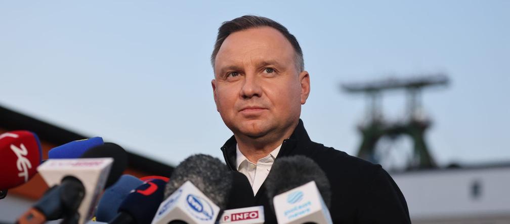 Prezydent Andrzej Duda przed kopalnią Zofiówka [ZDJĘCIA]