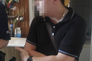 Emeryci z Krosna boją się agresywnych osiłków. Prawnik z Wrocławia zamienił ich życie w koszmar