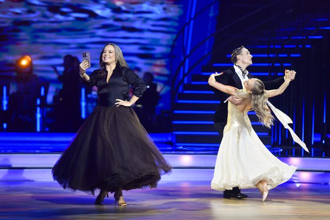 Anna Mucha zabrała ukochanego na salony! Para wzbudziła ogromne poruszenie na ściance