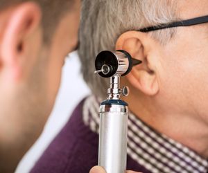 Nerwiak nerwu słuchowego (ósmego) to łagodny nowotwór. Przyczyny, objawy, leczenie