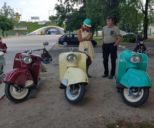 Osy kręciły kółka na stadionie żużlowym w Lesznie. Ogólnopolski zlot skuterów Osa Osieczna-Leszno 