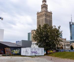 Brzydkie graffiti w Warszawie