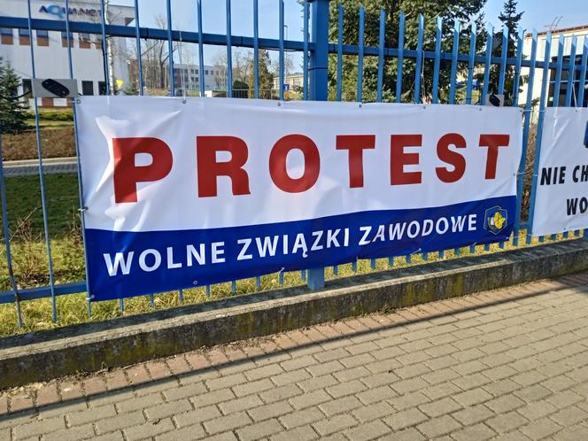Protest pracowników wodno-kanalizacyjnych w Aquanet