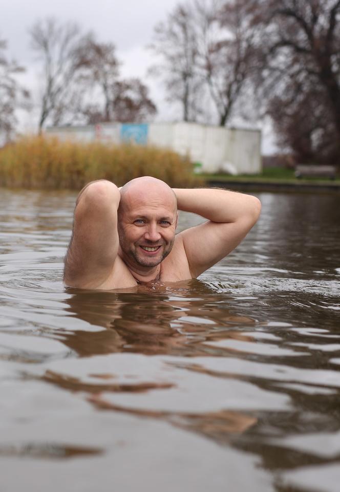 Było gorąco! Lubelskie morsy dały pierwszego w tym roku nura