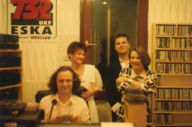 Radio Eska Wrocław ma 30 lat! Niezwykłe anegdoty o początkach najlepszego radia na świecie