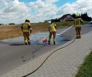 Wypadek w Adamowie. Ranną zabrał śmigłowiec LPR