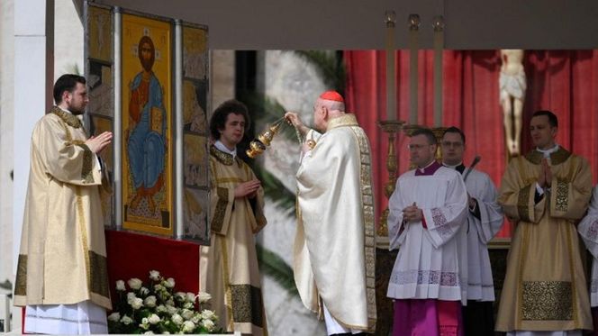 Watykan. Papież Franciszek zabrał głos w Niedzielę Wielkanocną. Oto, co powiedział [ZDJĘCIA]