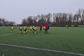 Juniorzy Akademii Piłkarskiej Elany Toruń z sukcesami