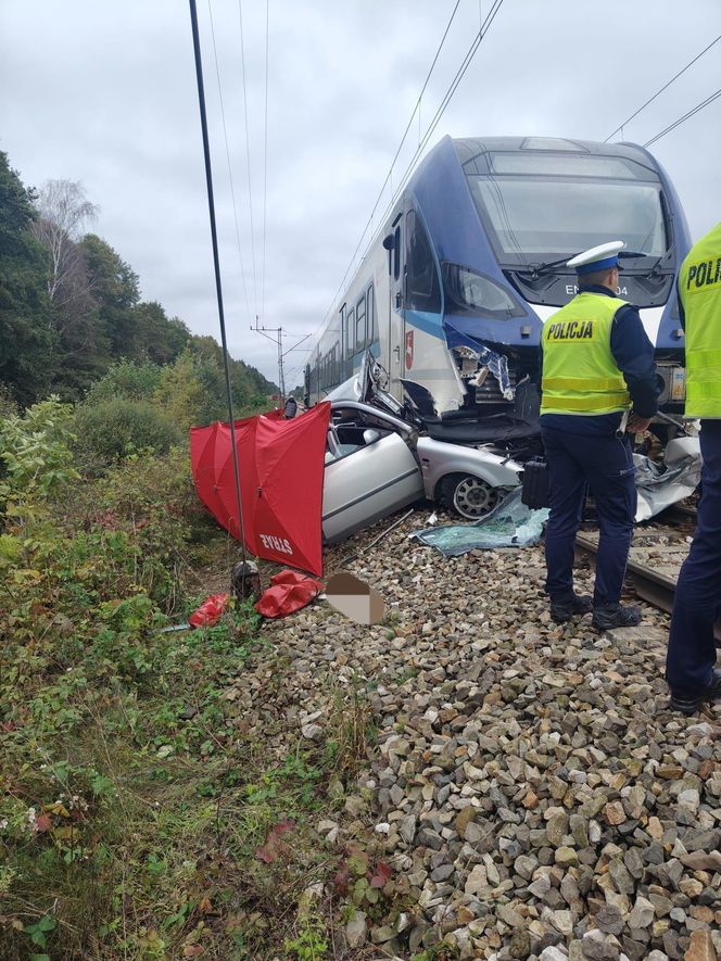 Tragiczny wypadek na przejeździe kolejowym w woj. lubelskim