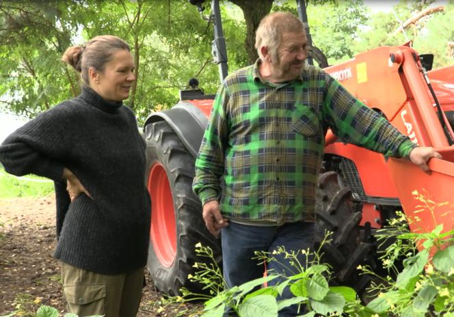 Rolnicy. Podlasie. Gienek i Sławek z wizytą u Maćka z Kundzicz
