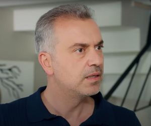Policja znajduje ciało porywacza Ragipa i przychodzi po Melis. Ta chwyta za broń! Szybko okazuje się jednak, że to tylko zły sen Feraye.