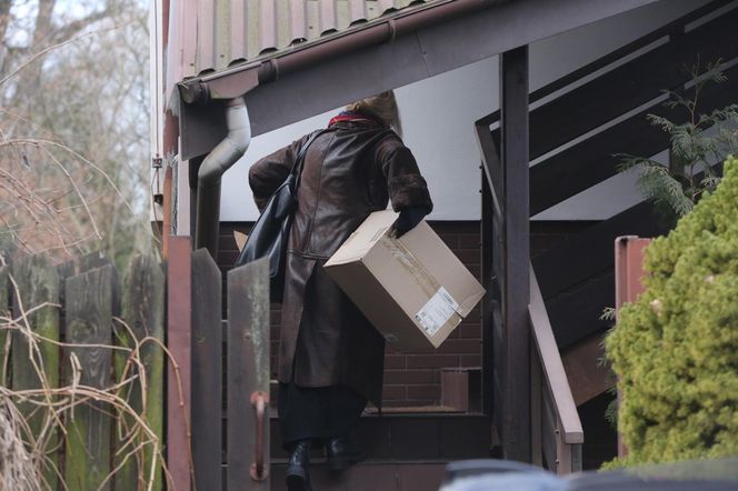 Sylwia Wysocka z komornikiem do bylego