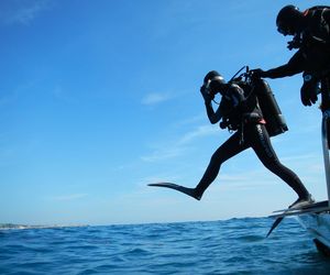 Wojskowy nurek zaginął podczas ćwiczeń armii. Przeszukują rejon Westerplatte