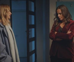 	M jak miłość odc. 1858. Julia (Marta Chodorowska), Magda (Anna Mucha)