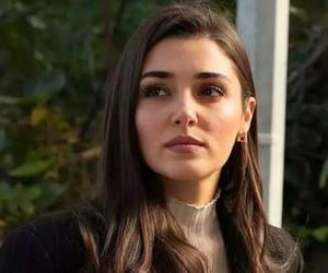 Hande Erçel 