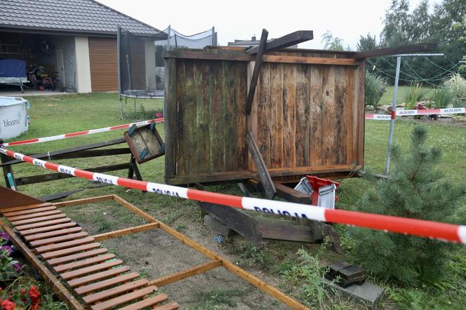 12-letni Kacper przygnieciony przez drewniany domek na podwórku. Chłopak zmarł po długiej reanimacji