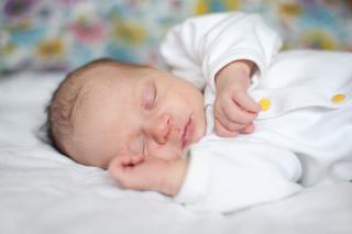 Stany przejściowe noworodka: 10 rzeczy, którymi nie powinnaś się niepokoić