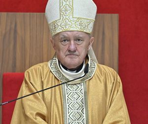Warszawa żegna papieża Franciszka. Poruszające wpisy w Archikatedrze 