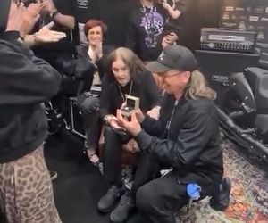 Zaskakujące sceny za kulisami ostatniego koncertu Black Sabbath i Ozzy'ego Osbourne'a. Doszło do oświadczyn!