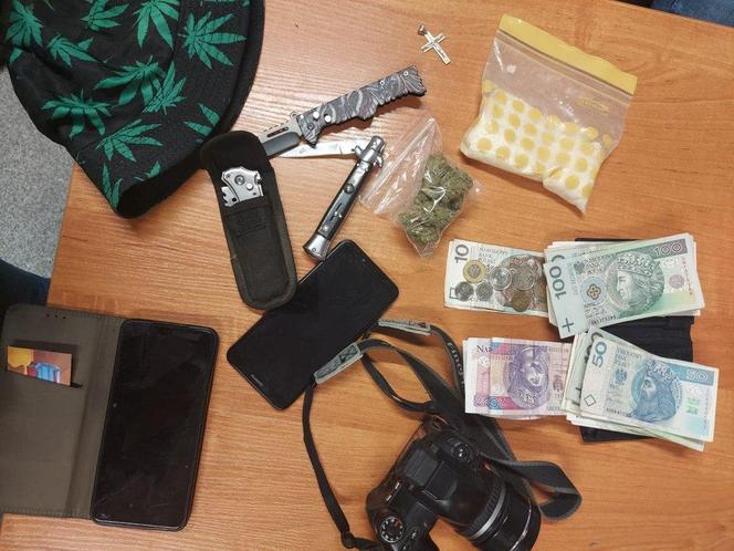 To oni napadli z nożem na bydgoskiego społecznika. Jeden znich, recydywista, odpowie za 11 kradzieży