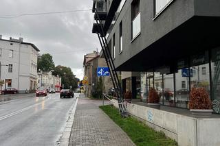 Gliwice: 41-letni kierowca wjechał w słup