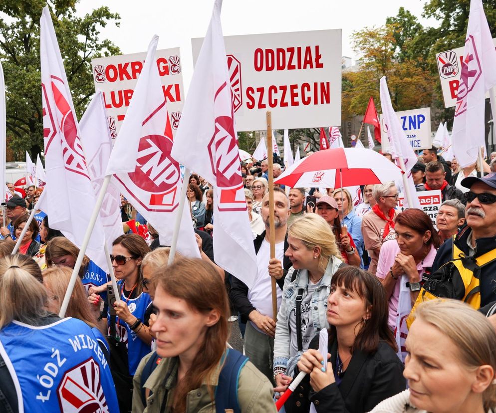Nauczyciele dostaną tylko 130 zł podwyżki? ZNP grzmi: To niesprawiedliwe! 