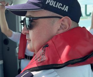 Pijany sternik łodzi motorowej próbował uciec policjantom 