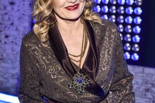 Grażyna Szapołowska na plaży w Juracie