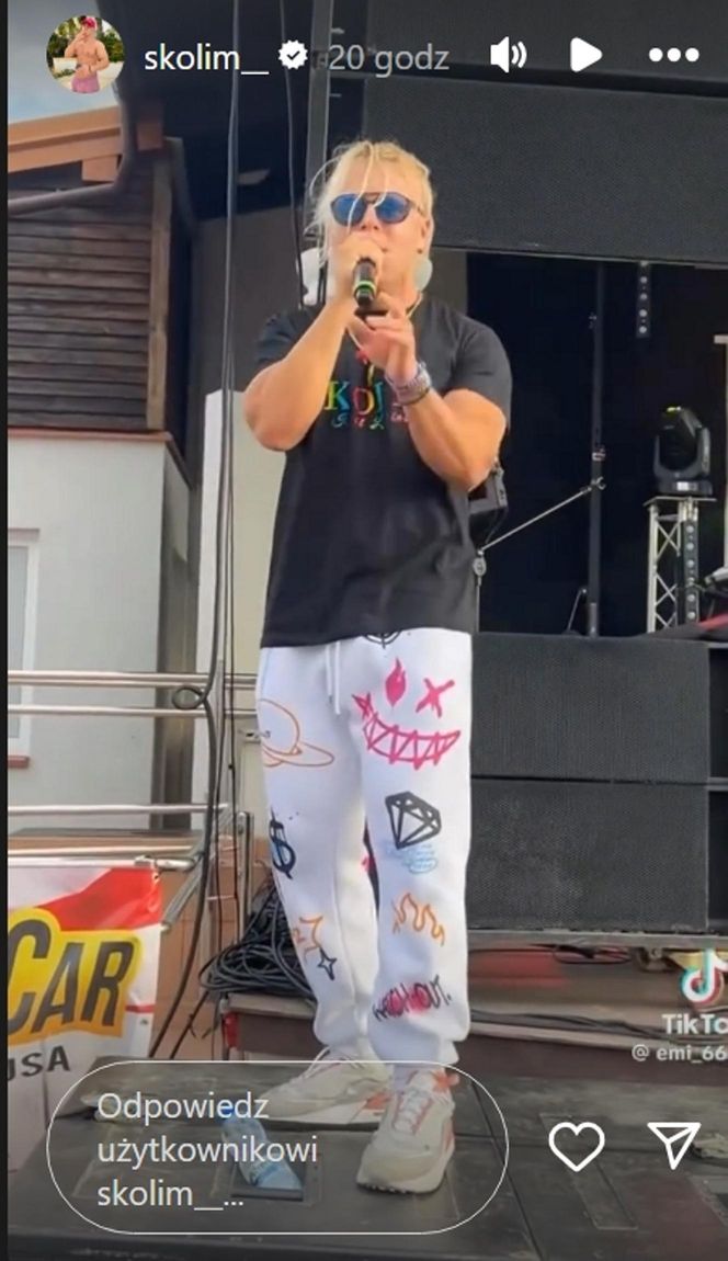 Kilka dni po wypadku Skolim już szaleje po scenie bez temblaka. "Ciało boga, głos anioła"