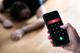 999 czy 112 - który numer jest lepszy? Eksperci przeanalizowali czas zgłoszeń
