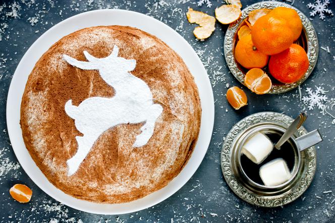 Świąteczny tort TIRAMISU z cynamonem: ciasto na Boże Narodzenie skandalicznie łatwe i obłędnie pyszne!