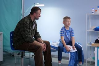 Pierwsza miłość, odcinek 1918: pacjenci Mai (Julia Kamińska)