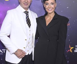 Rutkowski w nowej zaczesce, Rozenek-Majdan z wąsem na głowie i naga Kamińska