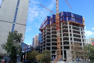 Wieżowiec Upper One w Warszawie w budowie