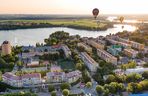 To miasto przywodzi na myśl Małą Kapadocję. Przyciąga turystów magicznym widokiem