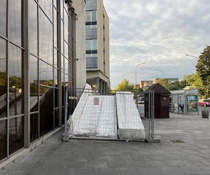 Taras między Hotelem Cracovia i Kinem Kijów. Czy nadaje się jeszcze do remontu?