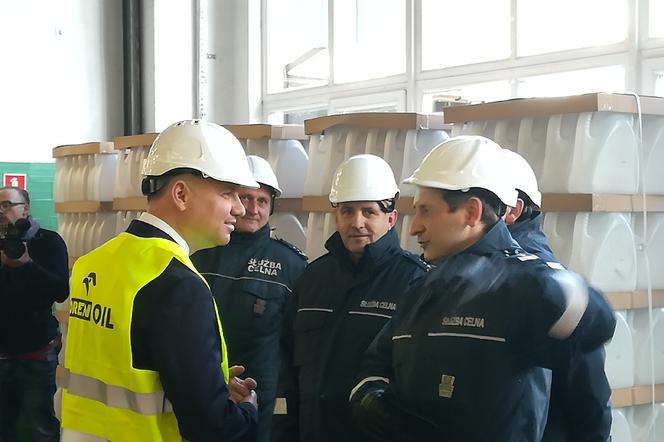 Podkarpacką KAS odwiedził wczoraj prezydent RP Andrzej Duda. Podziękował im za to, że dbają o bezpieczeństwo sanitarne naszego kraju