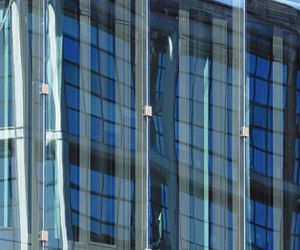 Rola fasady w wentylacji pomieszczeń. Podwójne fasady szklane