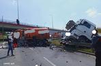 Dramatyczny wypadek w Krakowie! Zamiatarka MPO zderzyła się z ciężarówką! Potężne korki! 