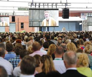 Kongres Świadków Jehowy 2024 w Sosnowcu trwa. To już piąty weekend zgromadzenia