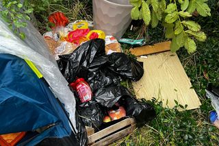 ​Pokłócił się z rodzicem, zamieszkał w namiocie w Gostyniu