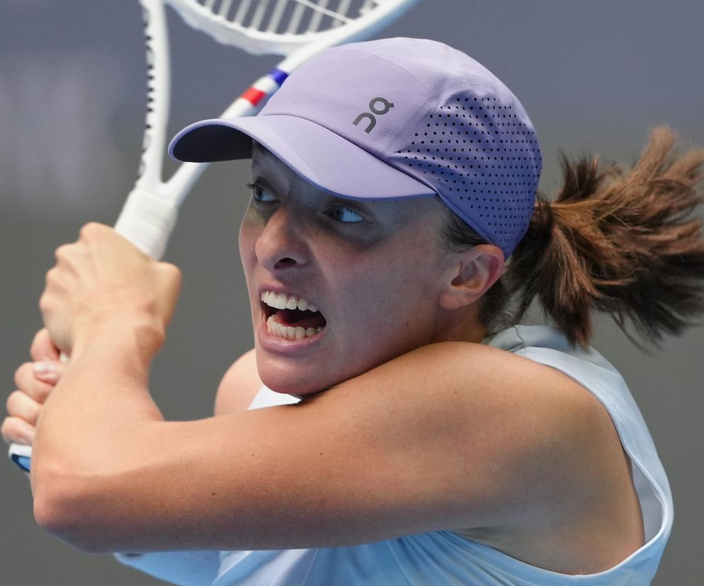 Iga Świątek - Camila Osorio RELACJA NA ŻYWO i wynik meczu. WTA Pekin