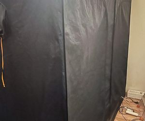 Akcja CBŚP w dwóch województwach. Zdjęcia z działań służb