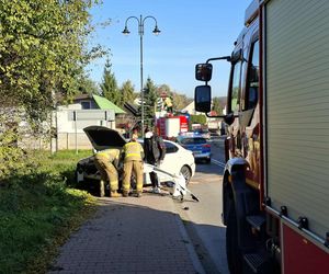 W Wąchocku auto osobowe wjechało w dom